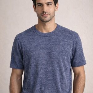 Club Monaco Mens Crewneck Nylon Blend Textured Shirt Size Medium Classic Basic